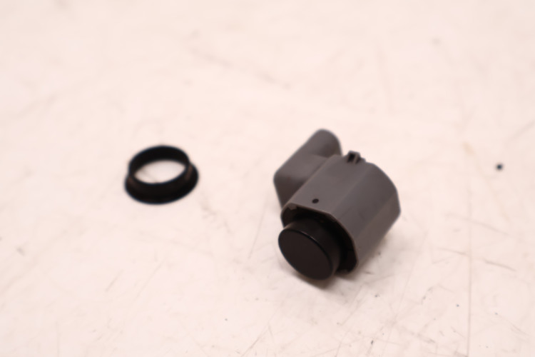 VOLVO XC60 I CZUJNIK PDC PRZÓD 30486638