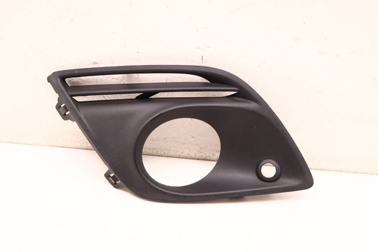 VOLVO XC60 I RAMKA KRATKA HALOGENU PRAWA PRZÓD 30763418, 30763416