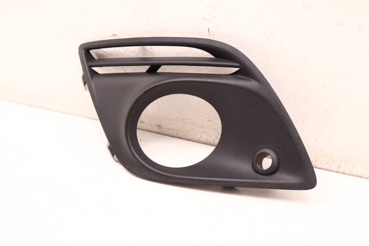 VOLVO XC60 I RAMKA KRATKA HALOGENU PRAWA PRZÓD 30763418, 30763416