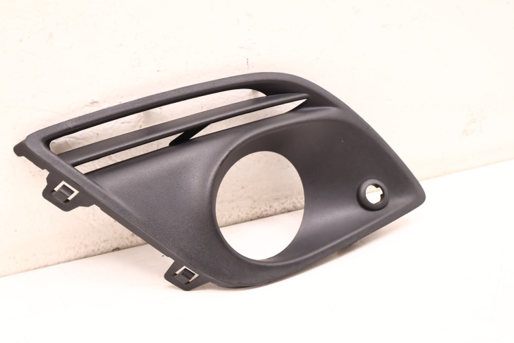 VOLVO XC60 I RAMKA KRATKA HALOGENU PRAWA PRZÓD 30763418, 30763416