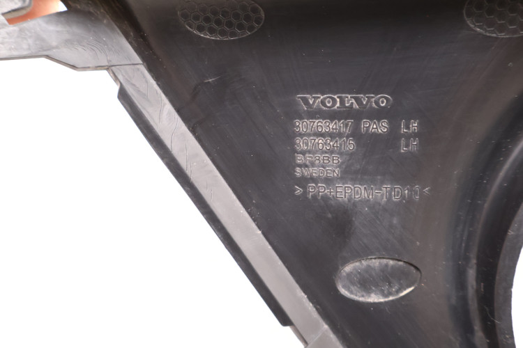 VOLVO XC60 I RAMKA KRATKA HALOGENU LEWA PRZÓD 30763417, 30763415