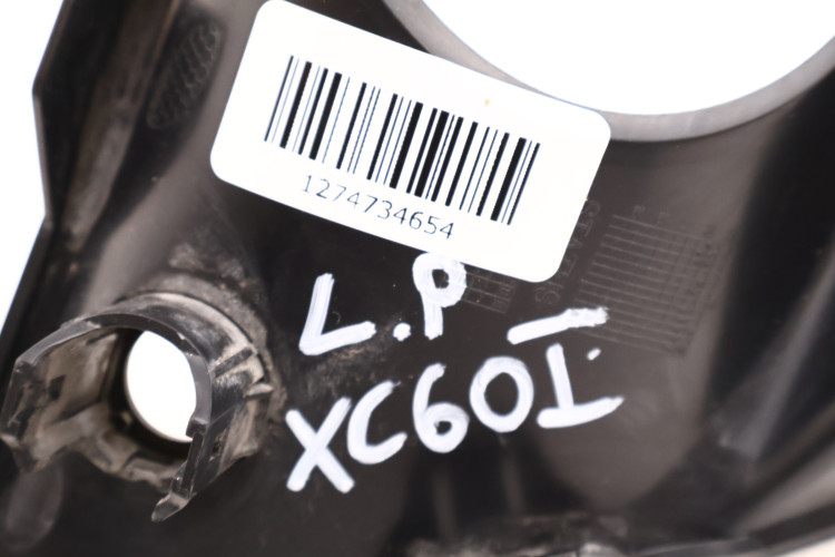 VOLVO XC60 I RAMKA KRATKA HALOGENU LEWA PRZÓD 30763417, 30763415