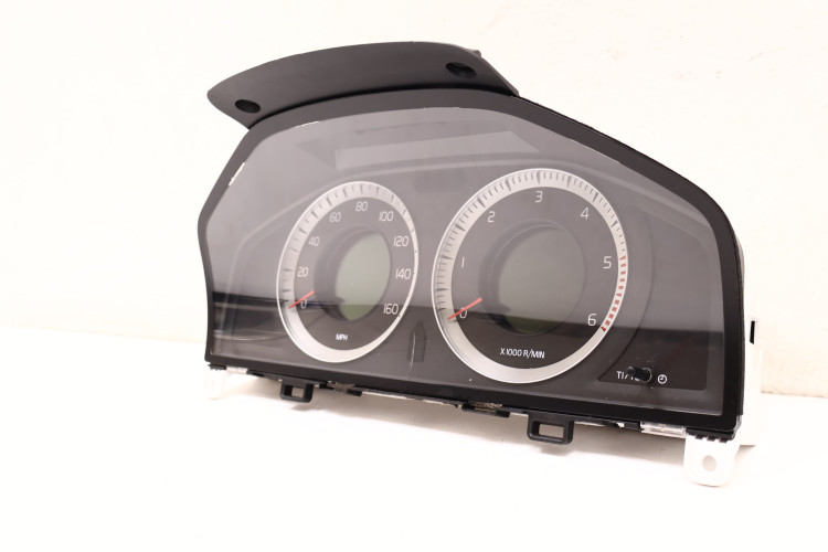 VOLVO XC60 I 2.4D LICZNIK ZEGAR ZEGARY UK 31270854