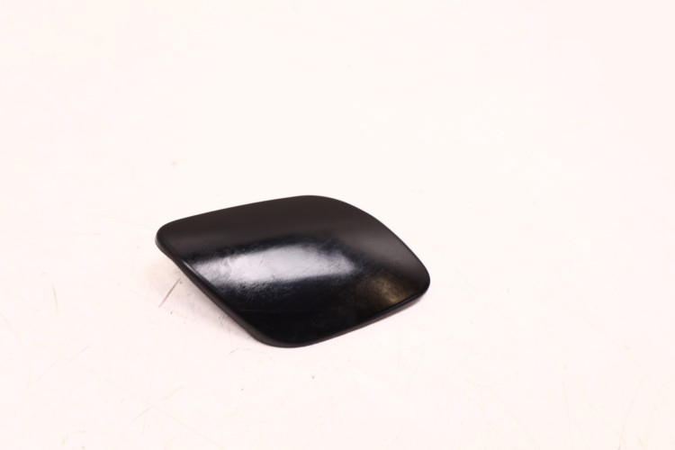 VOLVO XC60 I ZAŚLEPKA DYSZY SPRYSKIWACZA LAMPY PRAWEJ