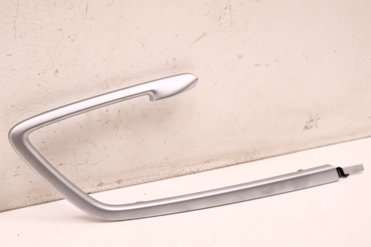 VOLVO XC60 I DEKOR LISTWA TAPICERKI DRZWI PRAWY PRZÓD 30781182