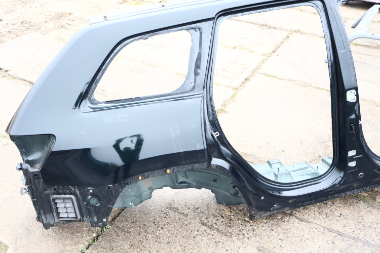 JEEP GRAND CHEROKEE WK2 ĆWIARTKA BŁOTNIK PRAWA TYŁ PGZ