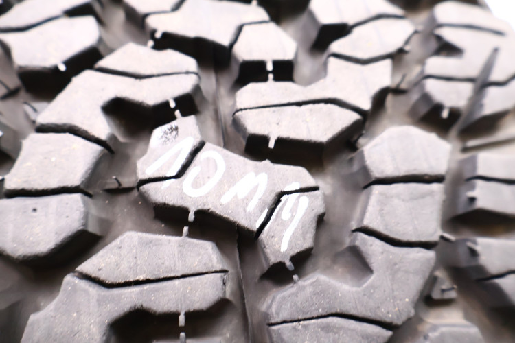 OPONY BFGoodrich ALL-TERRAIN T/A 255/75/17