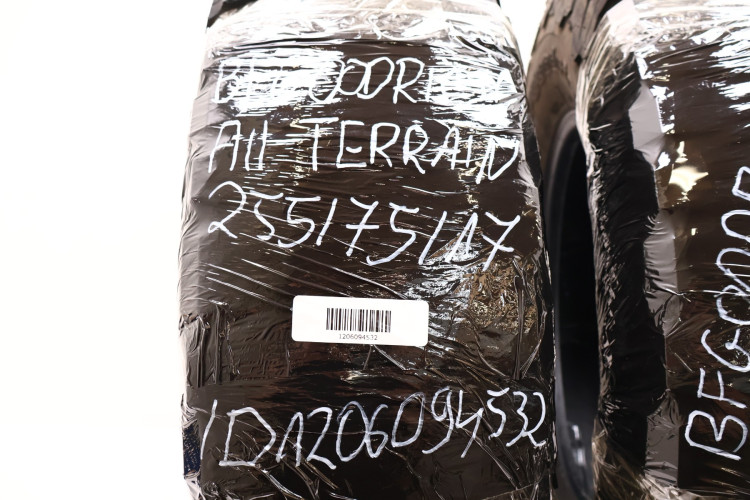 OPONY BFGoodrich ALL-TERRAIN T/A 255/75/17