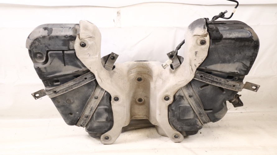 JEEP GRAND CHEROKEE WK2 3.0 CRD ZBIORNIK PALIWA 68196067AD, 04578812AF, 04578813AF