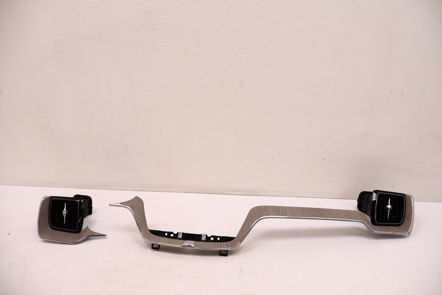 VOLVO XC60 II KRATKI NAWIEWU DEKOR DESKI 314175723, 31417622, 31417638