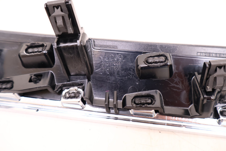 VOLVO XC60 II KRATKI NAWIEWU DEKOR DESKI 314175723, 31417622, 31417638