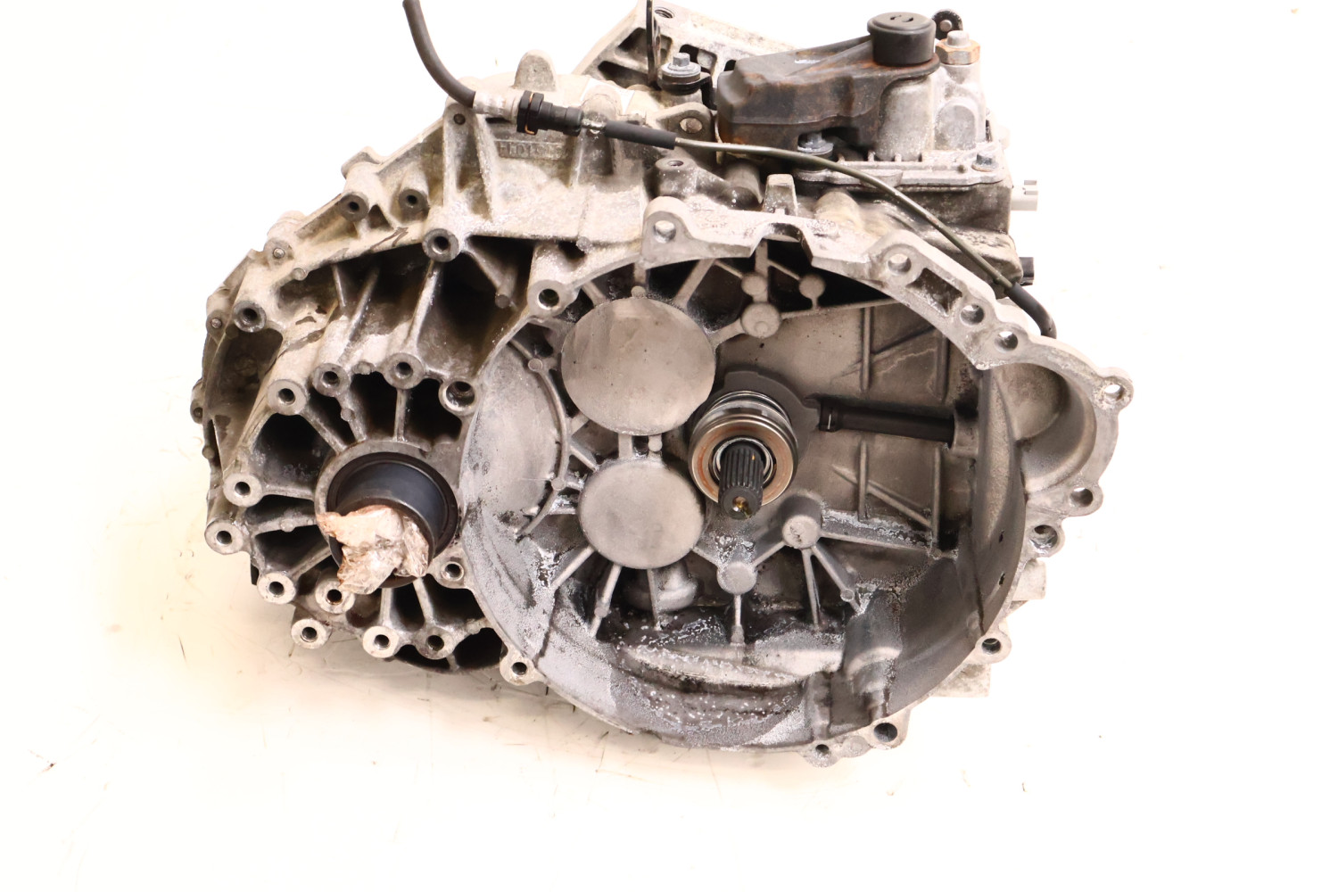 VOLVO XC60 I 2.4 D5 SKRZYNIA BIEGÓW MANUALNA 8G9R7002KA 9482390