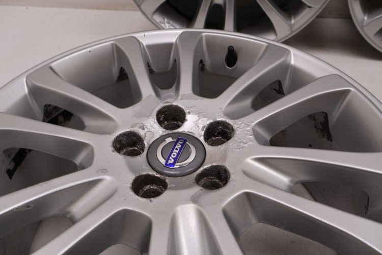 VOLVO XC60 I FELGI ALUMINIOWE 18X7.5 31201486