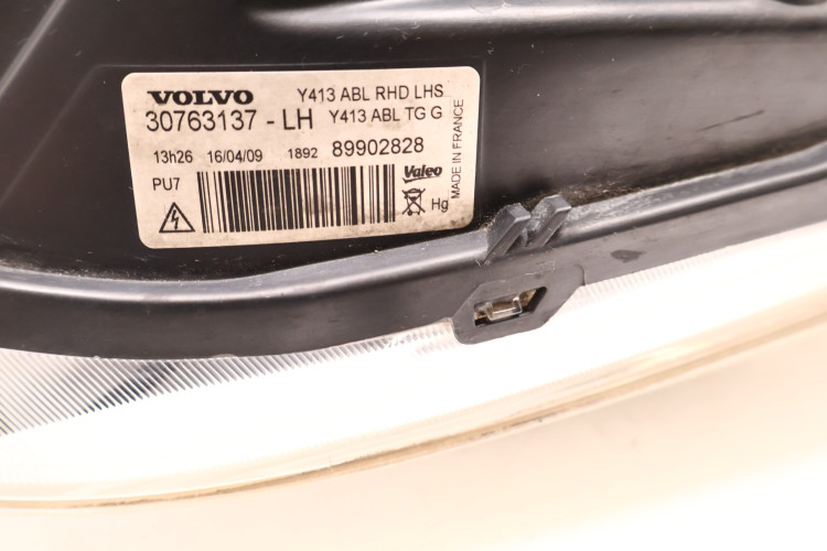 VOLVO XC60 I LAMPA LEWA PRZÓD XENON UK 30763137