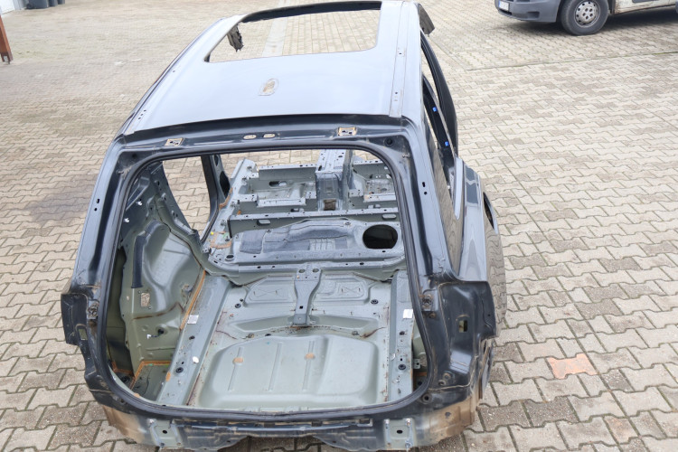 VOLVO XC90 II ĆWIARTKA KAROSERIA TYŁ DACH BŁOTNIK PRAWY LEWY 492-46