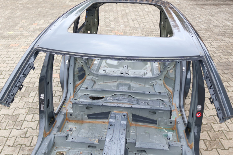 VOLVO XC90 II ĆWIARTKA KAROSERIA TYŁ DACH BŁOTNIK PRAWY LEWY 492-46