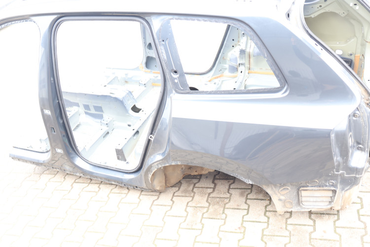 VOLVO XC90 II ĆWIARTKA KAROSERIA TYŁ DACH BŁOTNIK PRAWY LEWY 492-46