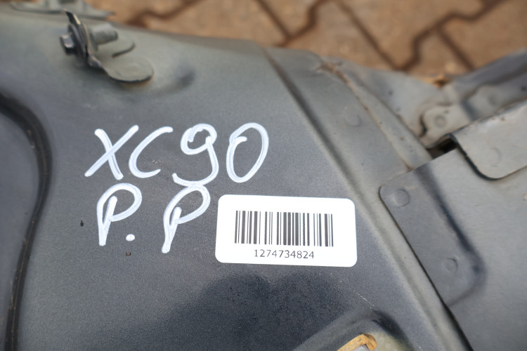 VOLVO XC90 II ĆWIARTKA PRAWA PRZÓD 492-46