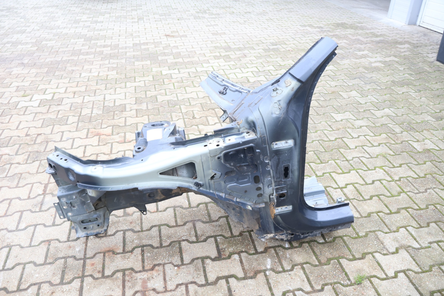 VOLVO XC90 II ĆWIARTKA LEWA PRZÓD 492-46
