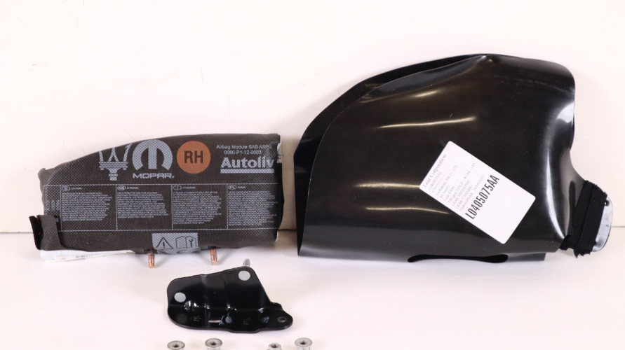 MASERATI GHIBLI 14- AIRBAG FOTELA PRAWY PRZÓD '06700301250