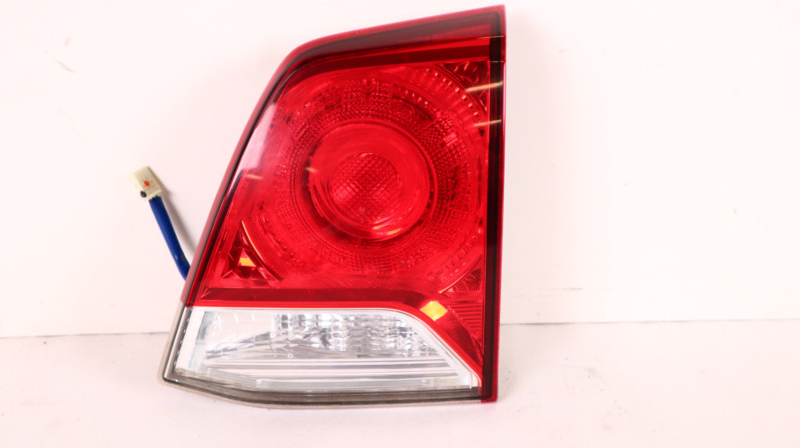 TOYOTA LAND CRUISER 200 12- LIFT LAMPA KLAPY PRAWA TYŁ