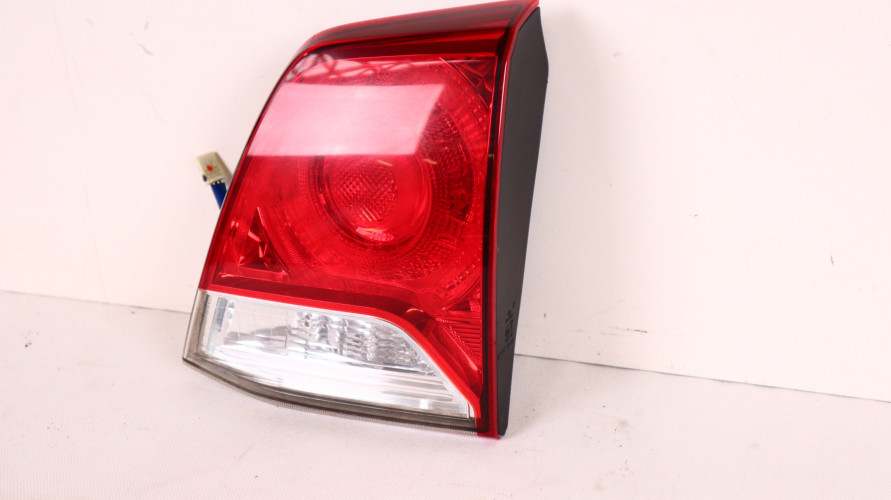 TOYOTA LAND CRUISER 200 12- LIFT LAMPA KLAPY PRAWA TYŁ