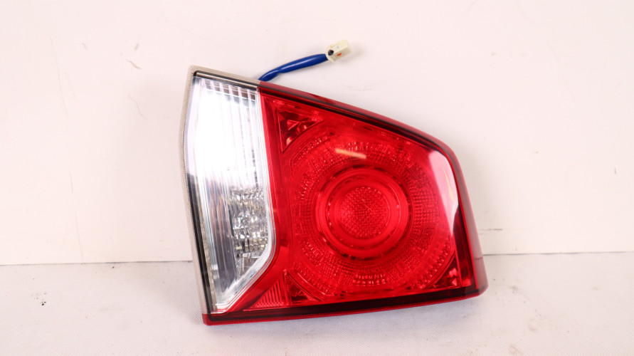 TOYOTA LAND CRUISER 200 12- LIFT LAMPA KLAPY PRAWA TYŁ