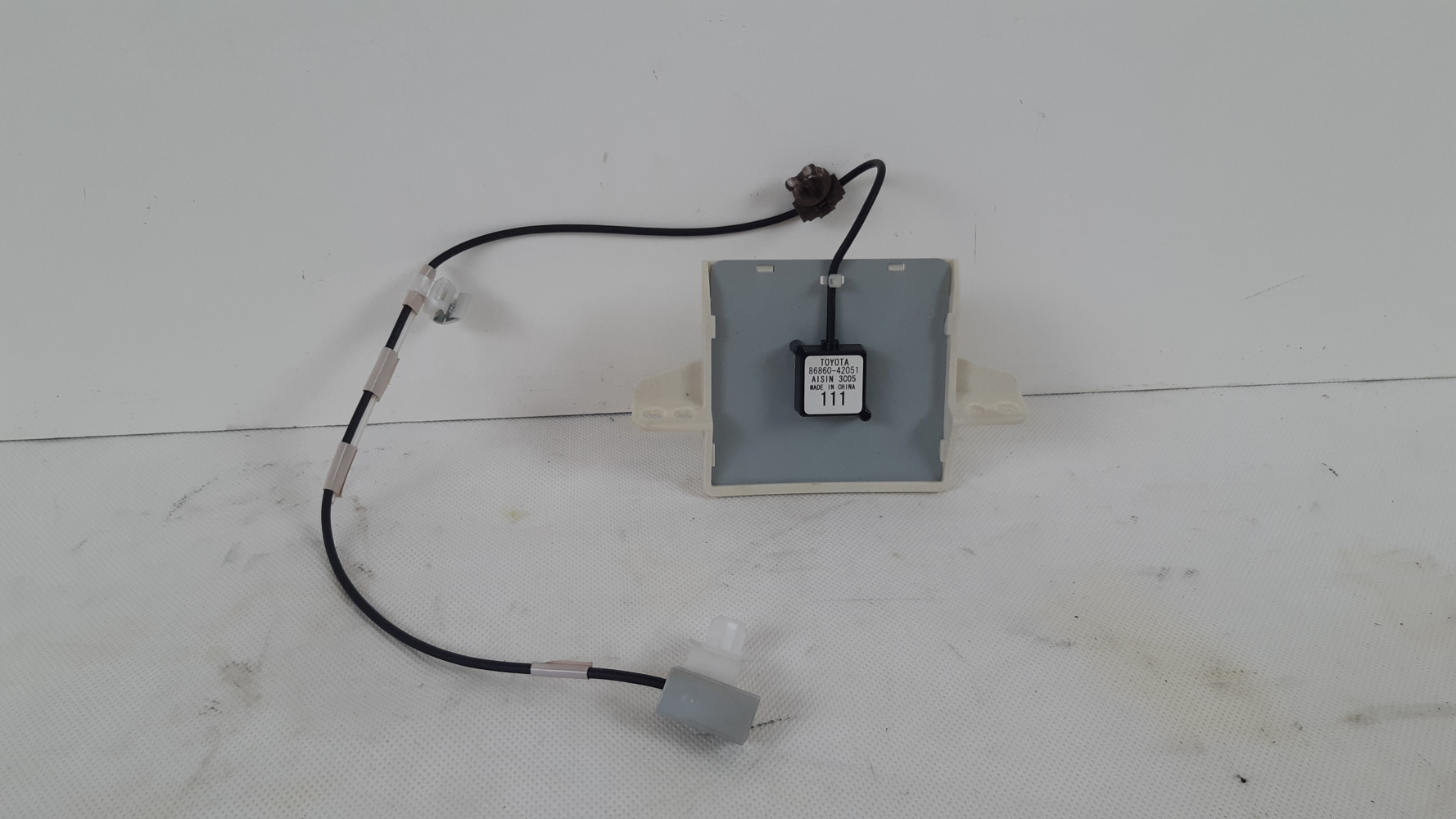 TOYOTA RAV4 IV ANTENA NAWIGACJI 86860-42051