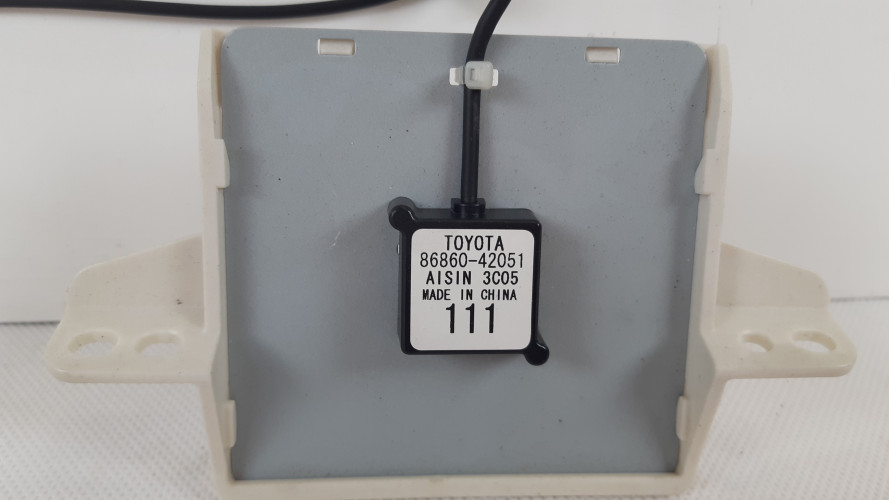 TOYOTA RAV4 IV ANTENA NAWIGACJI 86860-42051