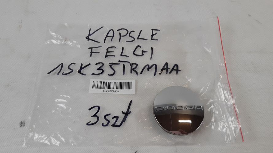 DODGE CHARGER  EMBLEMAT DEKIELEK FELGI 1SK35TRMAA