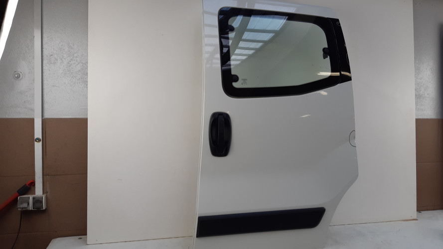 FIAT FIORINO DRZWI PRZESUWNE LEWE