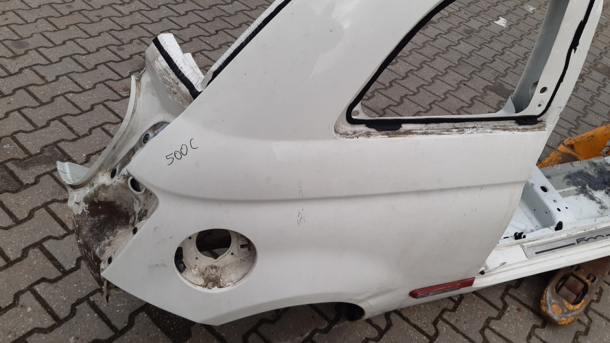 FIAT 500 CABRIO ĆWIARTKA BŁOTNIK PRAWA TYŁ 268/A