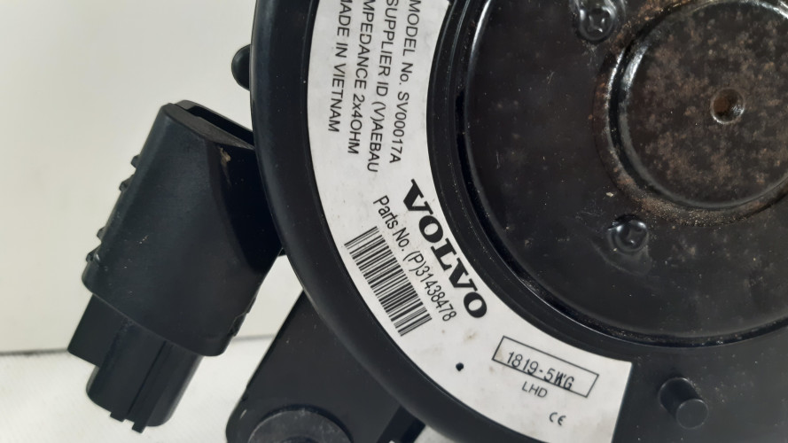 VOLVO XC40 GŁOŚNIK SUBWOOFER 31438478