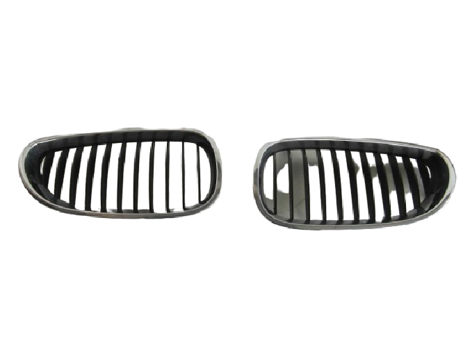 BMW E60 GRILL ATRAPA ZDERZAKA 