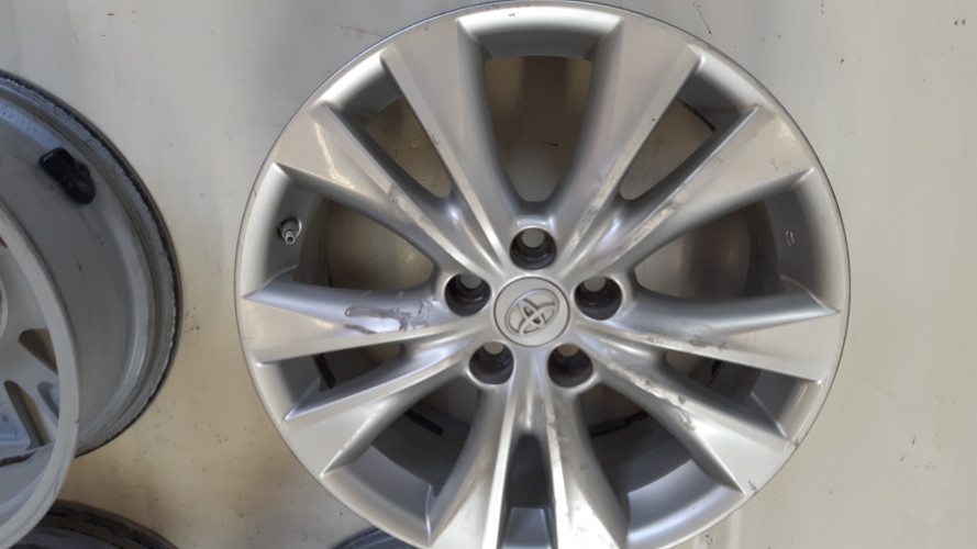 TOYOTA RAV4 IV FELGI ALUMINIOWE 18X7.5