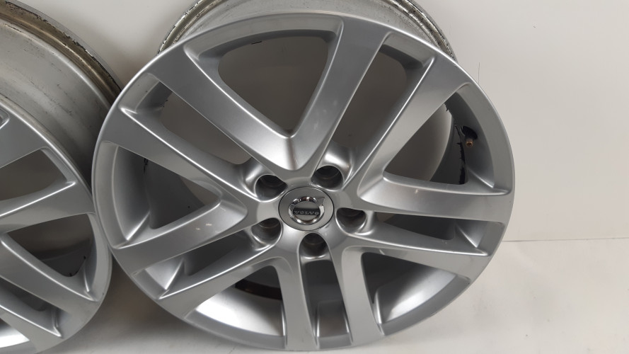 VOLVO XC60 I LIFT FELGI ALUMINIOWE 17X7.5 31408795