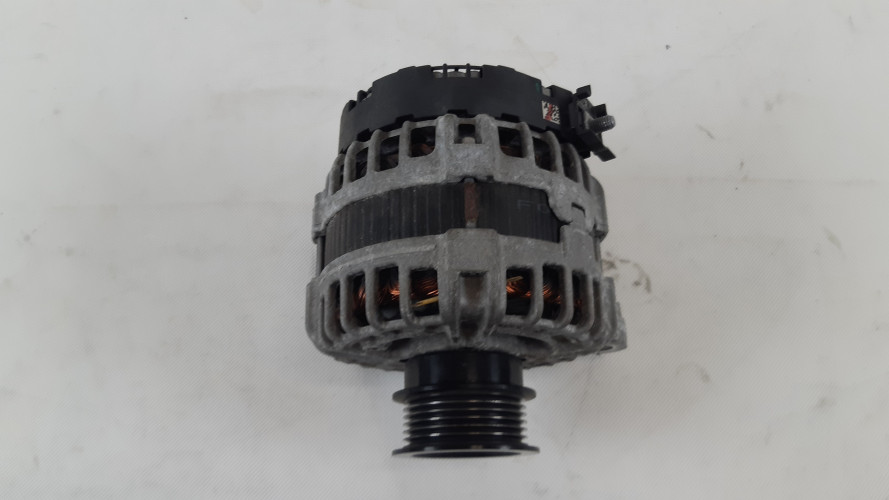 VOLVO V60 II 2.0 D4 ALTERNATOR 30659580