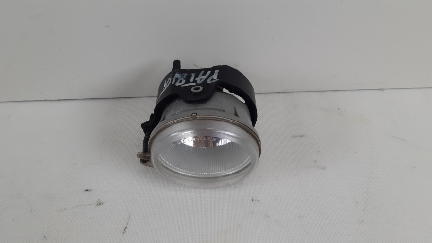 JEEP PATRIOT HALOGEN LAMPA PRZECIWMGIELNA