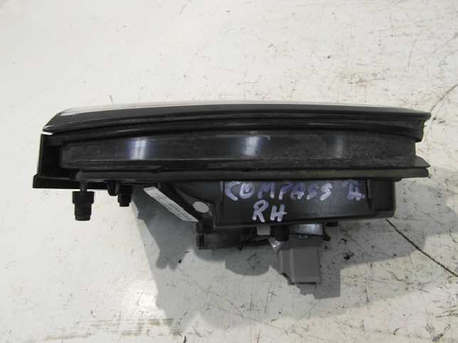 JEEP COMPASS II 17- LAMPA KLAPY PRAWA TYŁ 55112684AB