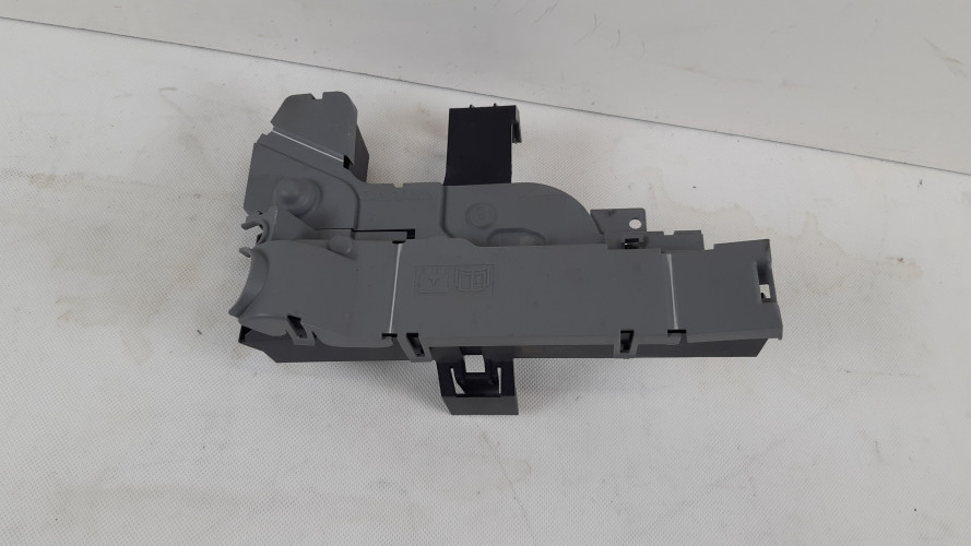 VOLVO V60 II KLEMA 32200086, 31473761, 32200087