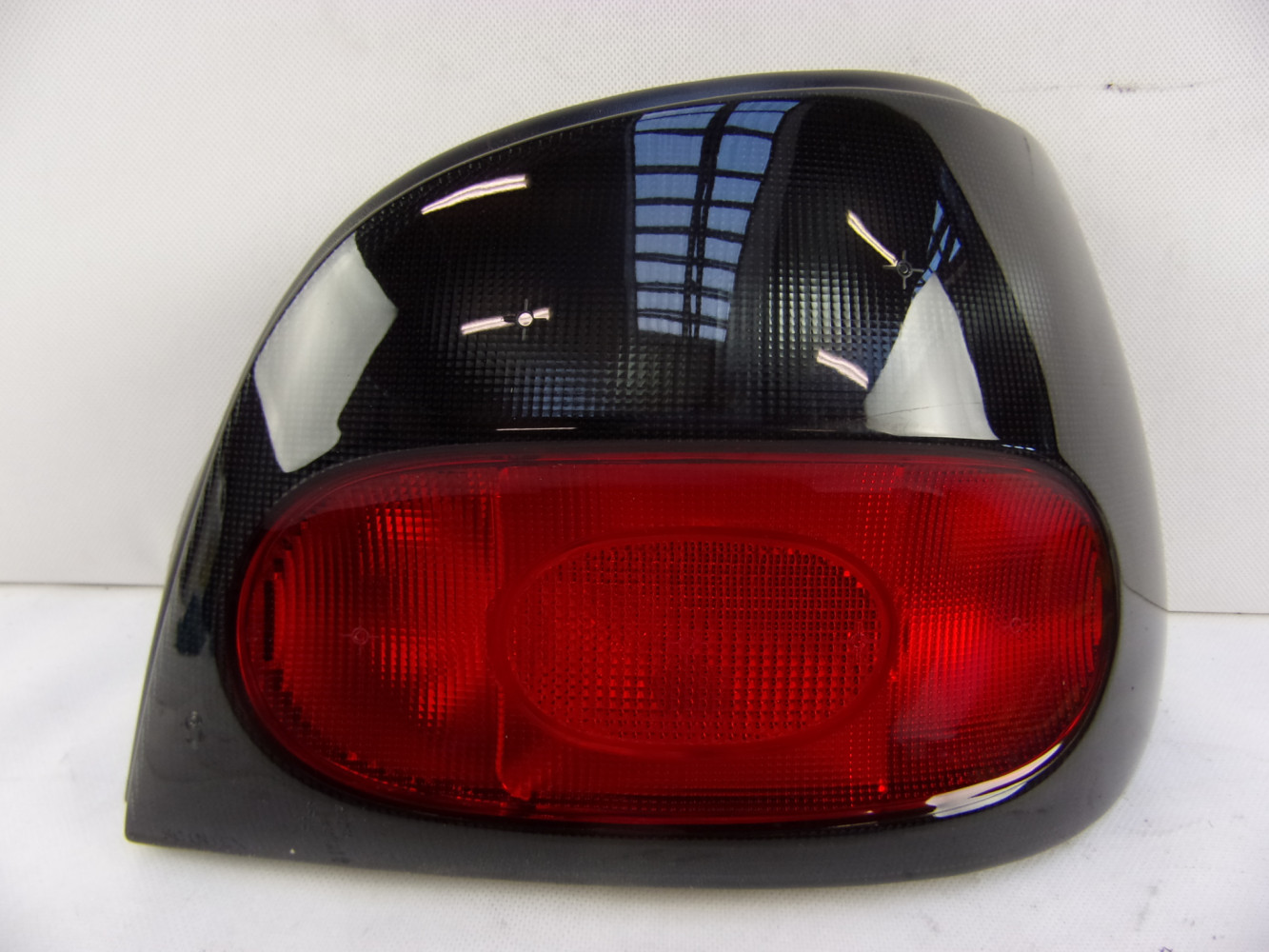 RENAULT MEGANE I LAMPA PRAWA TYŁ 7701040646