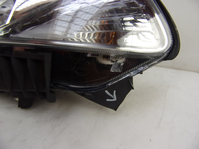 LANCIA YPSILON II 11- LAMPA LEWA PRZÓD 51850555