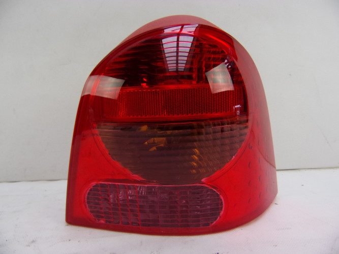 RENAULT TWINGO LAMPA PRAWA TYŁ 8200338149