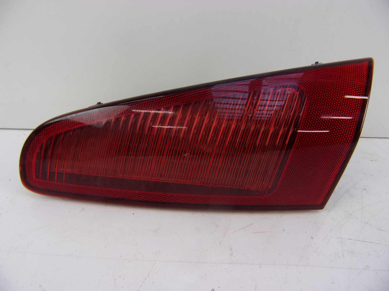 ALFA ROMEO 147 00-10  LAMPA PRAWY TYŁ 50510222