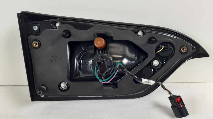 JEEP CHEROKEE KL LIFT 19- LAMPA PRAWA TYŁ 68275964AI