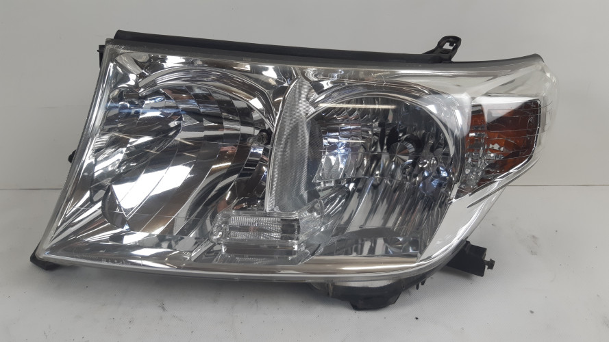 TOYOTA LAND CRUISER 200 08-11 LAMPA LEWA PRZÓD