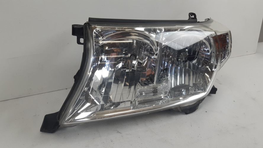 TOYOTA LAND CRUISER 200 08-11 LAMPA LEWA PRZÓD