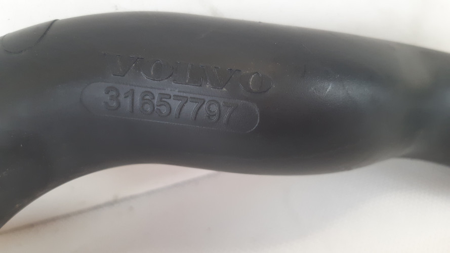 VOVLO XC90 II PRZEWÓD POWIETRZA 31657797