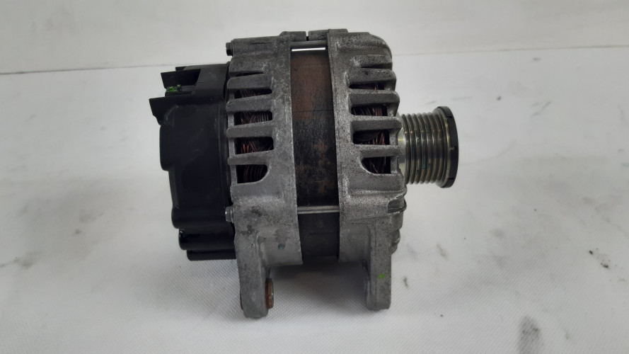 RENAULT MASTER III ALTERNATOR 231007619R