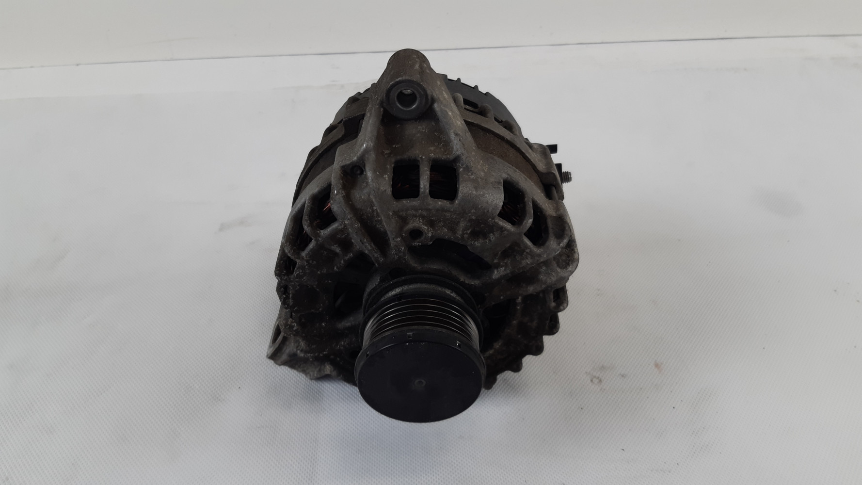 VOLVO XC60 I 2.4 D5 LIFT ALTERNATOR 31419556